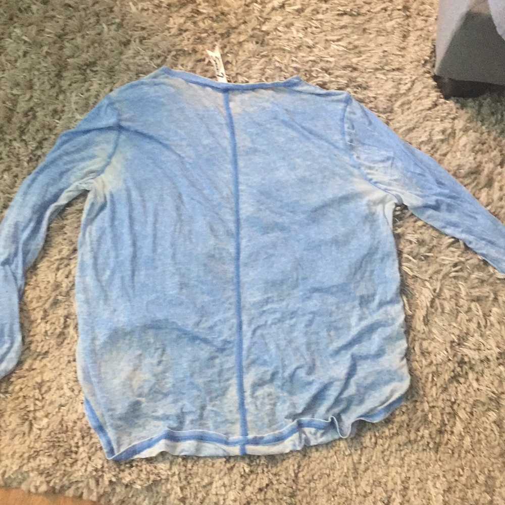 Shirt - Picture 2 of 3
